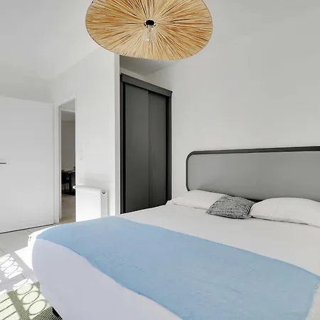 Elegant Appt - 2bdr 6p - Near Paris & La Defense